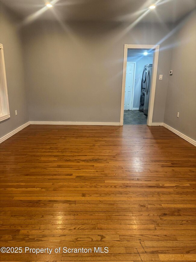 1019 Wheeler Ave unit 1021, Scranton, PA 18510 - photo 4