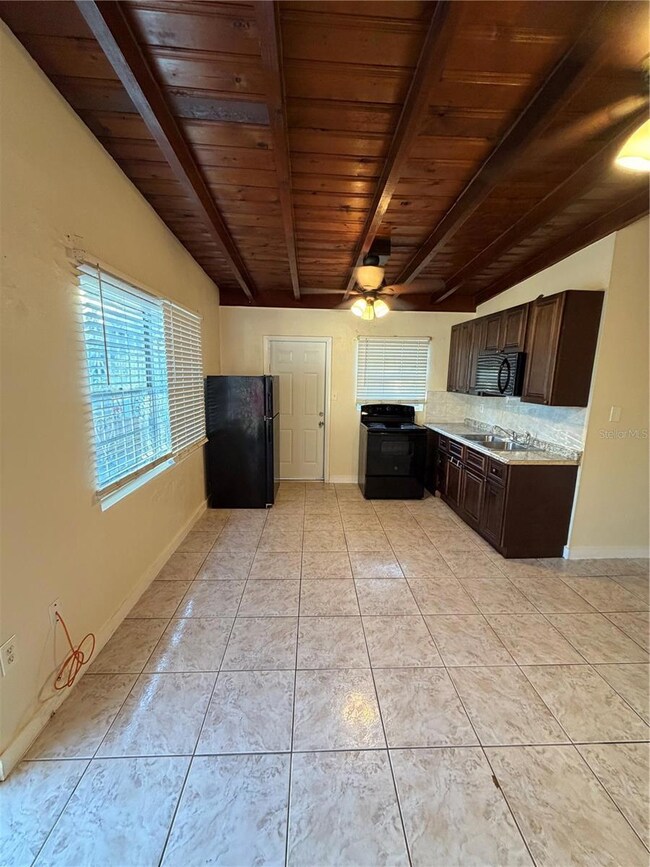 3612 E Osborne Ave unit A, Tampa, FL 33610 - photo 2