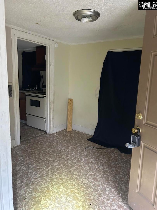 9 Maney St, Sumter, SC 29150 - photo 3