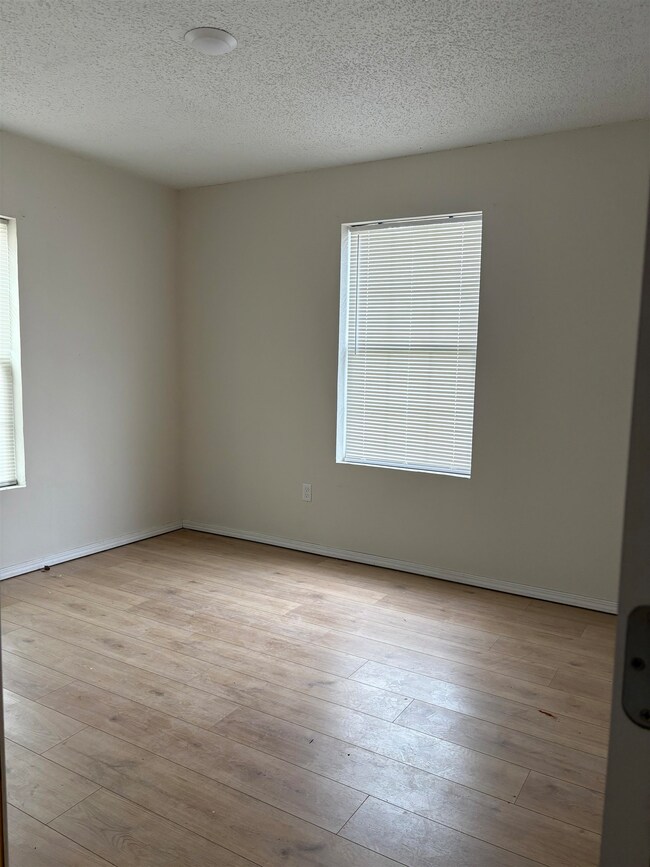 618 N G St, Duncan, OK 73533 - photo 6