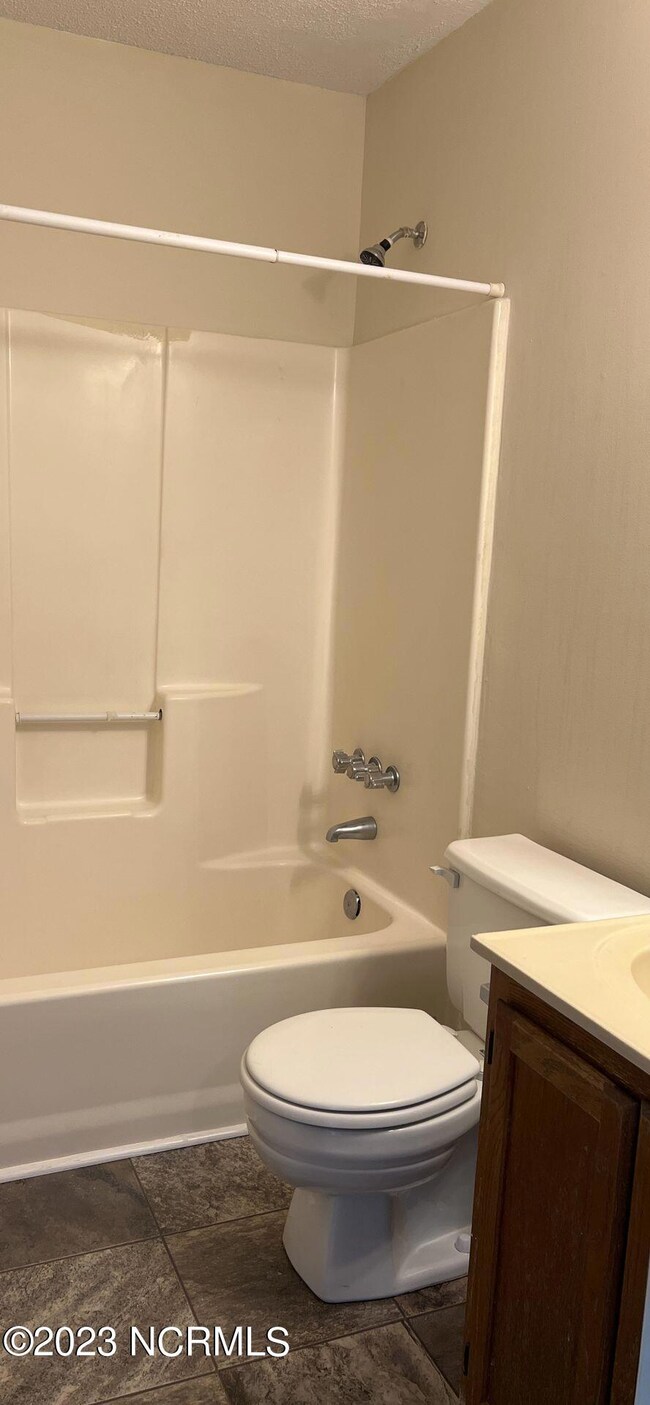 225 Appaloosa Dr, Jacksonville, NC 28540 - photo 5