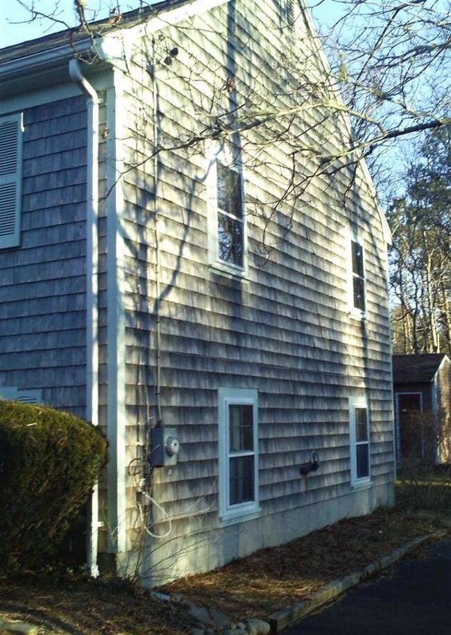 17 Ash Cir, Cotuit, MA 02635 - photo 3