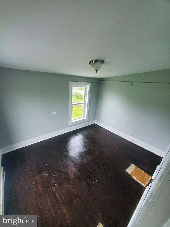 825 Bedington Rd unit 3, Martinsburg, WV 25404 - photo 4