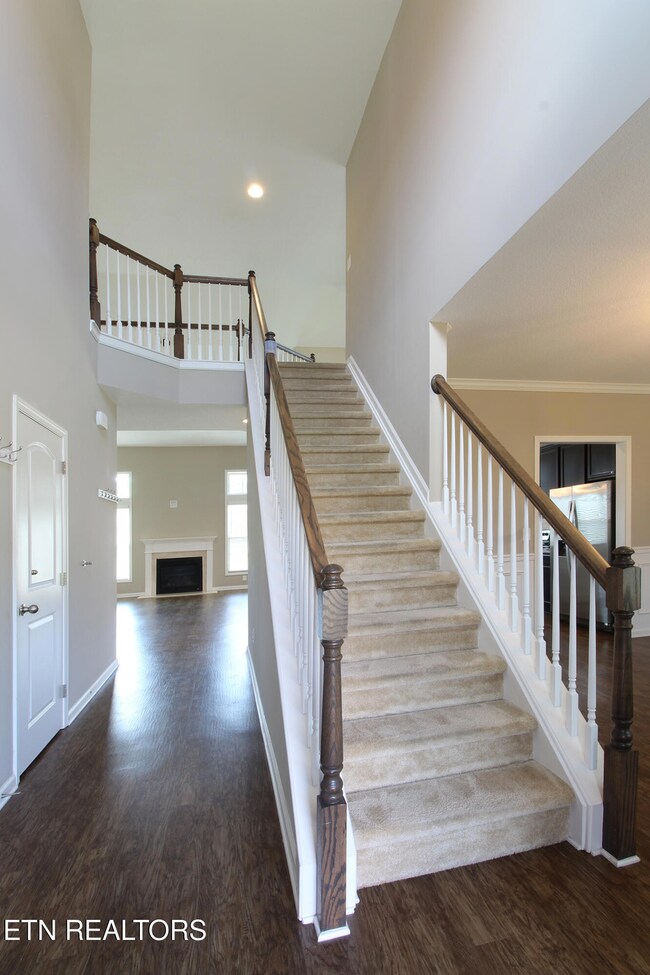 12305 Turkey Crossing Ln, Knoxville, TN 37932 - photo 3