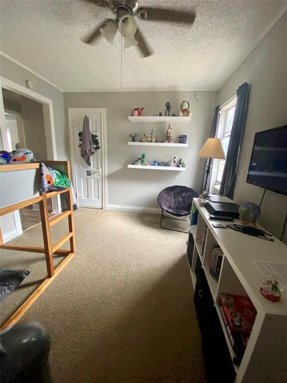 1103 N Clements St, Gainesville, TX 76240 - photo 2