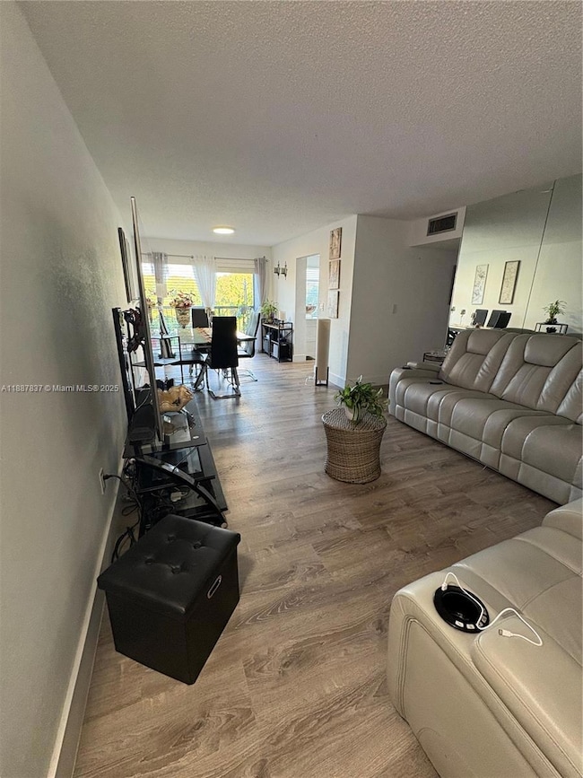 30 E 39th St unit 325, Hialeah, FL 33013 - photo 6