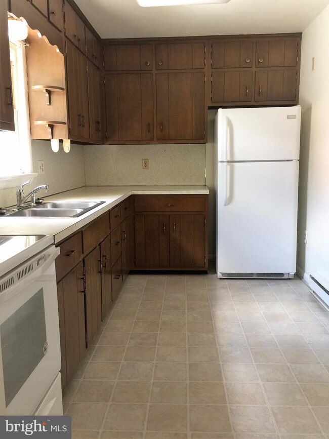 1675 Shookstown Rd, Frederick, MD 21702 - photo 7