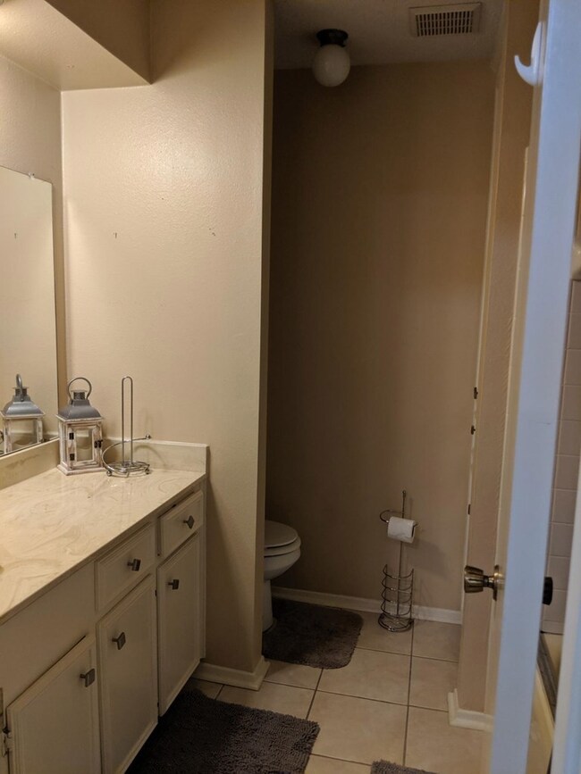 1809 Hollybrook Dr, Nacogdoches, TX 75965 - photo 5