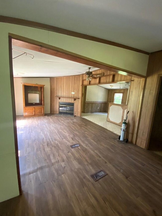 556 McNatt Falls Rd, Uvalda, GA 30473 - photo 5