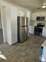 956 E Sego Lily Dr, Sandy, UT 84094 - photo 4