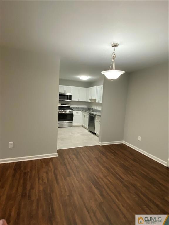 738 Cricket Ln, Woodbridge, NJ 07095 - photo 7