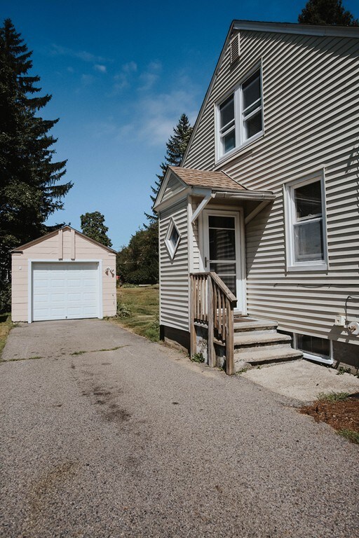 670 Wheelwright Rd, Barre, MA 01005 - photo 4