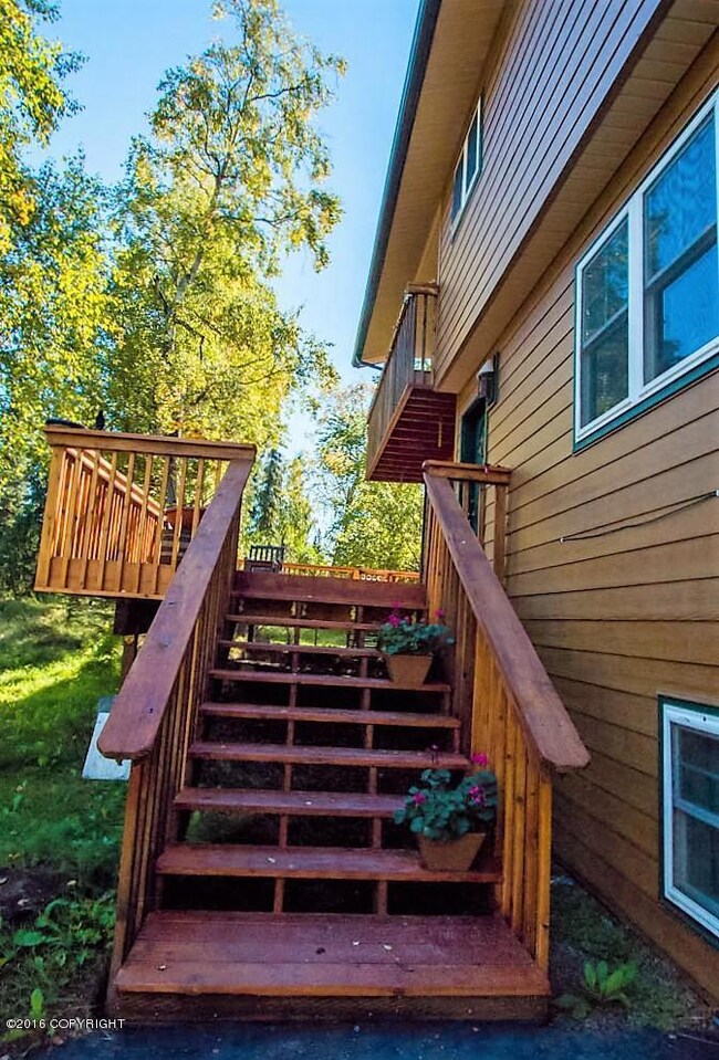 steps to front door
