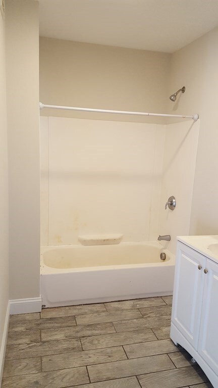 269 W 6th St unit 269, Lowell, MA 01850 - photo 7