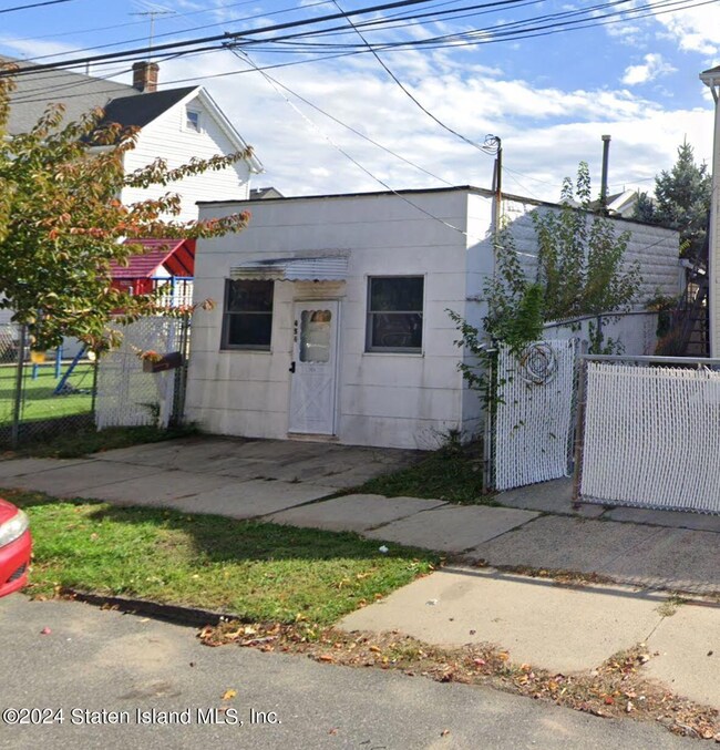 456 Craig Ave,
