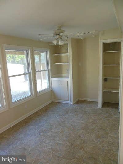 282 Wakefield Dr, Colonial Beach, VA 22443 - photo 3