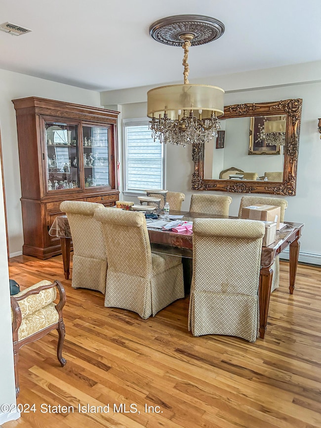 24 Sapphire Ct, Staten Island, NY 10307 - photo 4