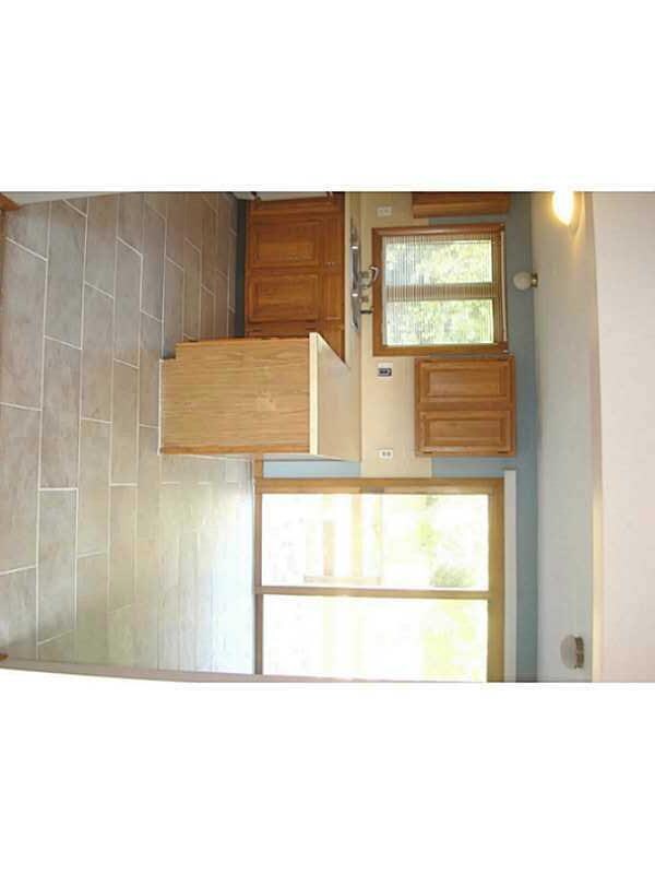 31 Pavilion Ct, Cranston, RI 02920 - photo 5