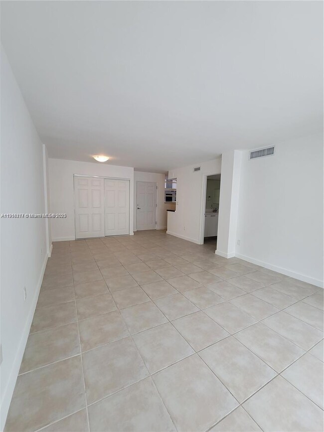 Nirvana unit A516, Miami, FL 33138 - photo 4