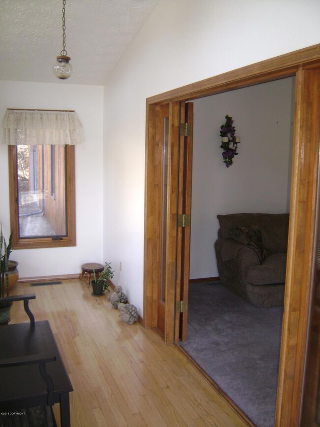 1401 N Branding Iron Ln, Palmer, AK 99645 - photo 4