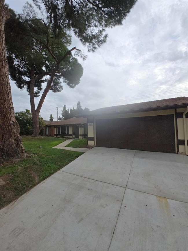 1946 Calimyrna Ave, Clovis, CA 93611 - photo 7