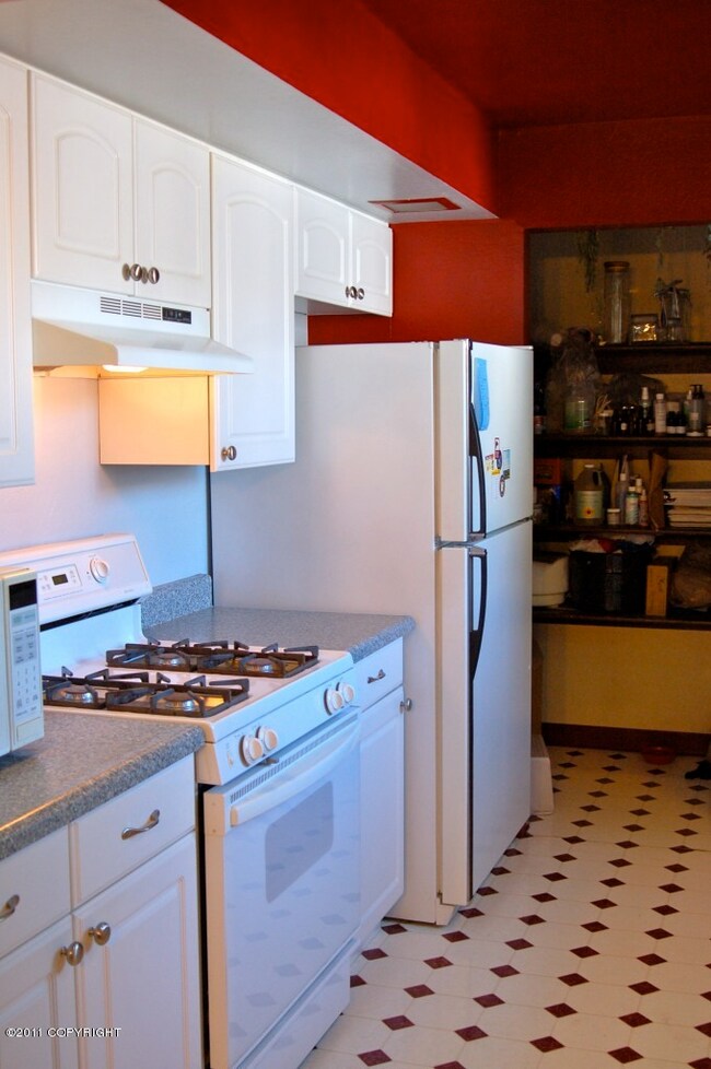 Kitchen 2