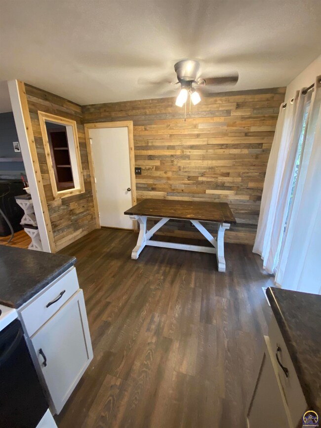 5200 SW 31st Terrace, Topeka, KS 66614 - photo 7