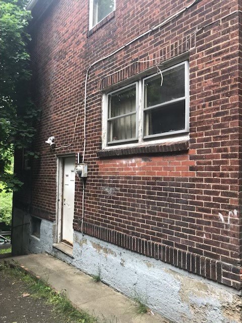 301 Highland Ave, Aliquippa, PA 15001 - photo 2