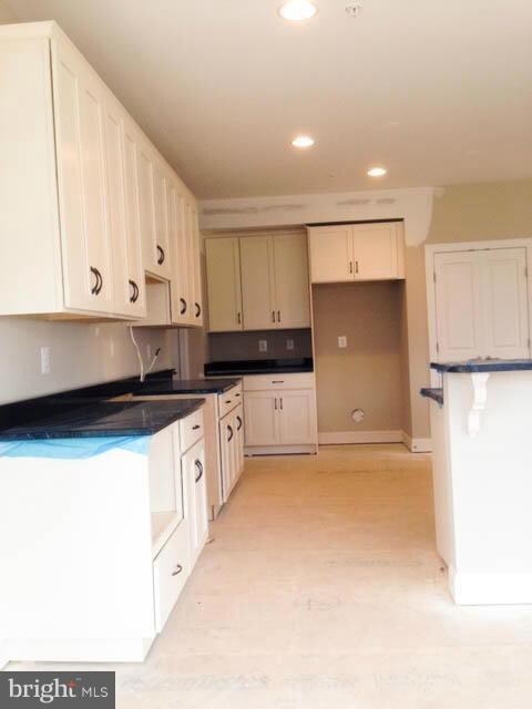 362 Marabrooke Ct, Sykesville, MD 21784 - photo 7