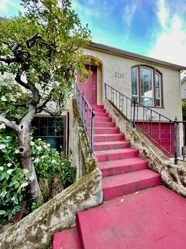 2110 Terrace St, Redding, CA 96001 - photo 3