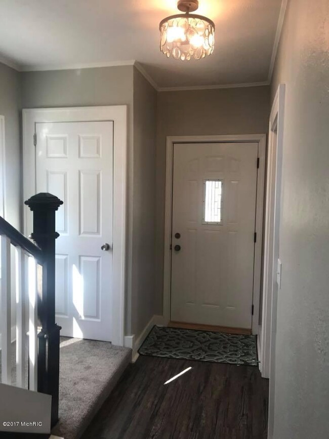 Alexander Entry Way