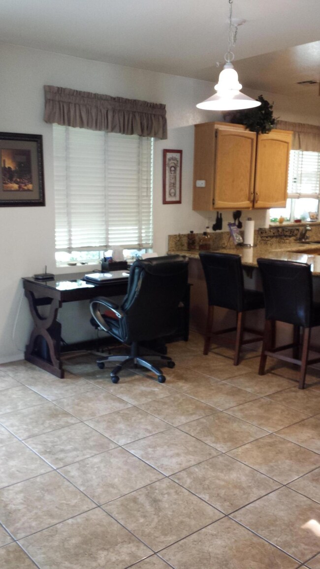 Eat in kitchen