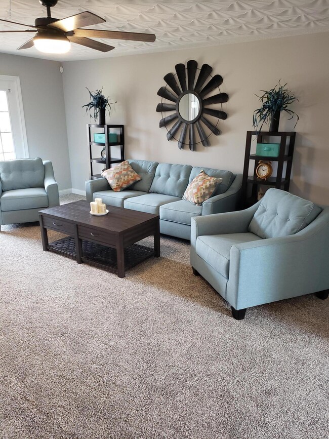 571 Blackberry Cir, Mount Washington, KY 40047 - photo 6