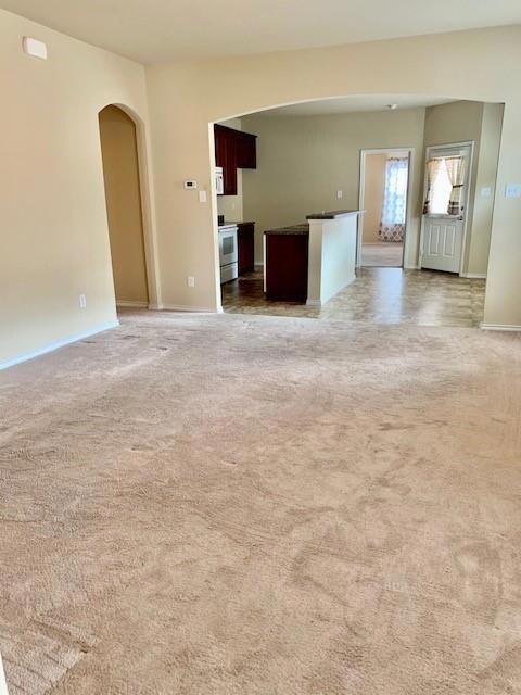 217 Candlewood Cir, Gainesville, TX 76240 - photo 6