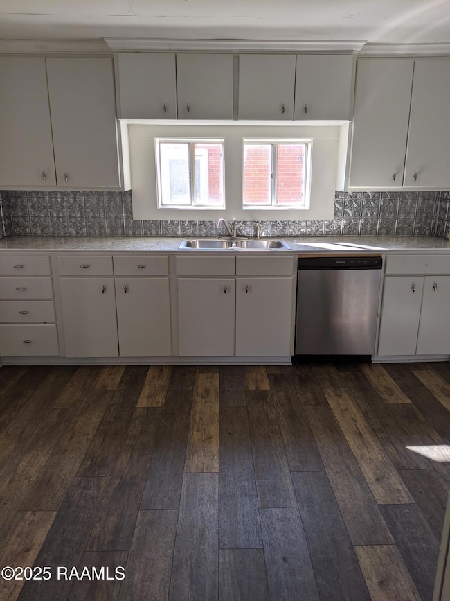 109 N Suire St, Erath, LA 70533 - photo 4