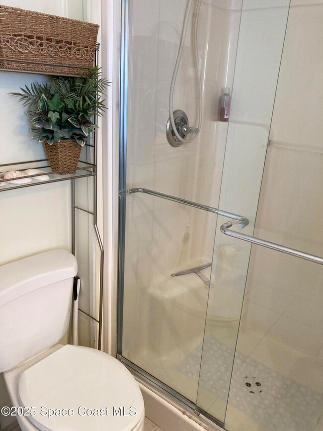 2nd Bathroom