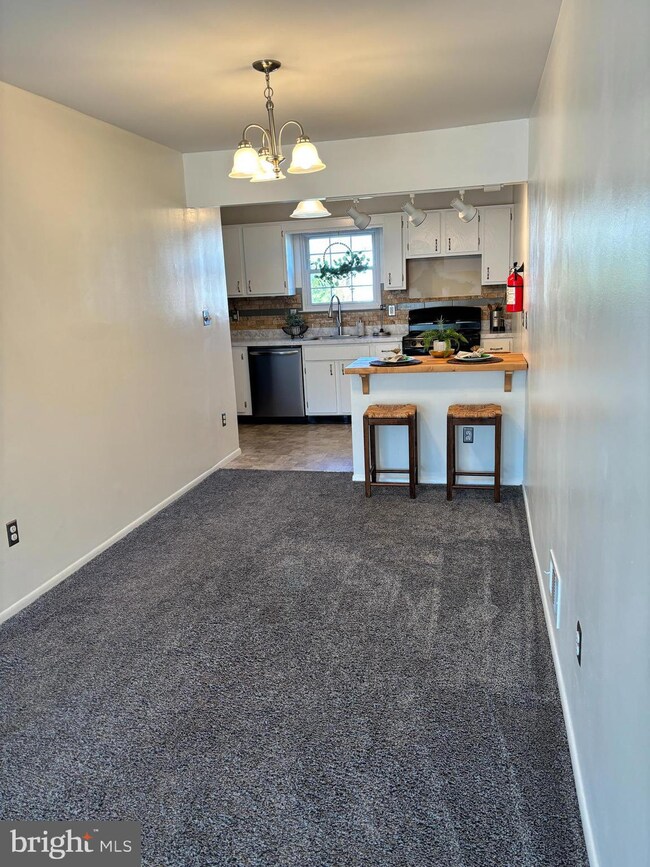 1008 Woodchip Rd unit 1008, Lumberton, NJ 08048 - photo 2