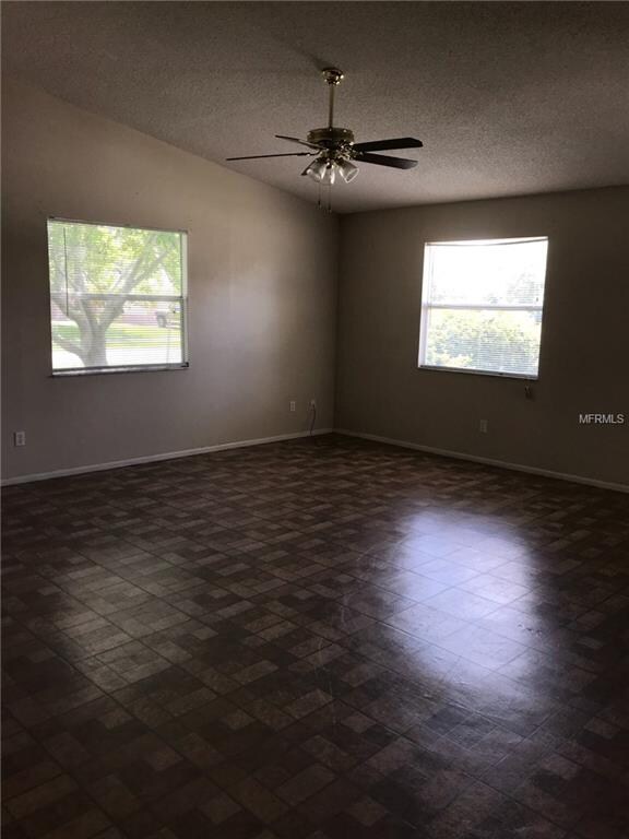 190 Rebecca Dr NE, Winter Haven, FL 33881 - photo 2