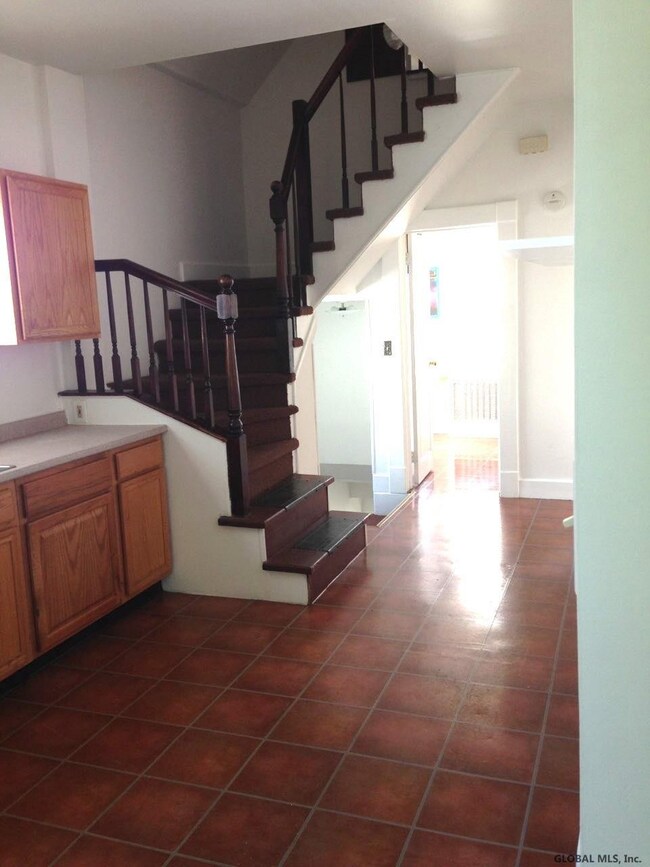 503 Morris St, Albany, NY 12208 - photo 7