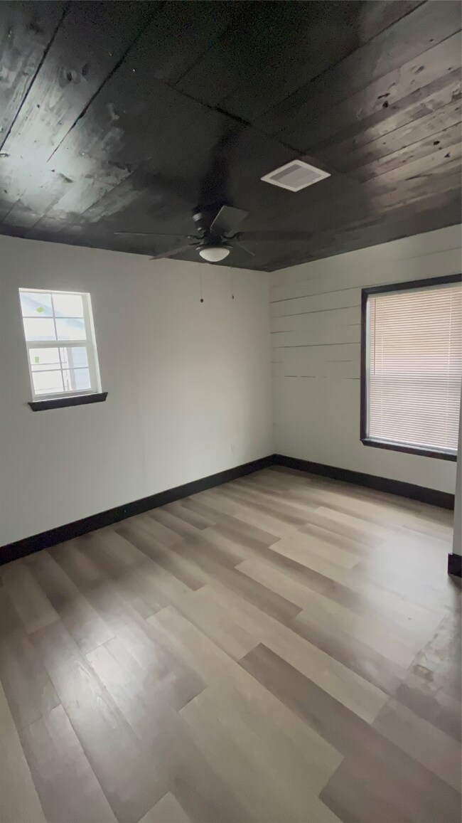 5617 Elysian St unit 6, Houston, TX 77009 - photo 6