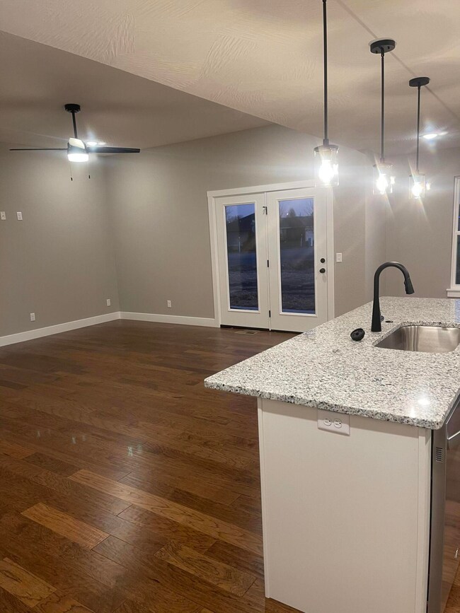 1074 Gettysburg Loop, Republic, MO 65738 - photo 2