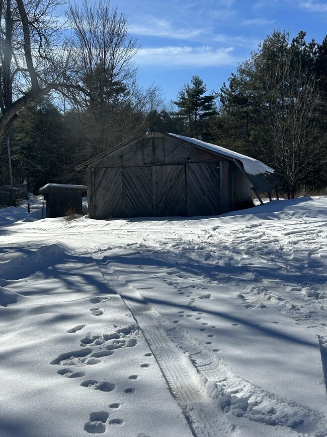 0391 barn garage