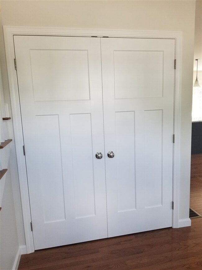 11 Garfield St, Manchester, NH 03103 - photo 3