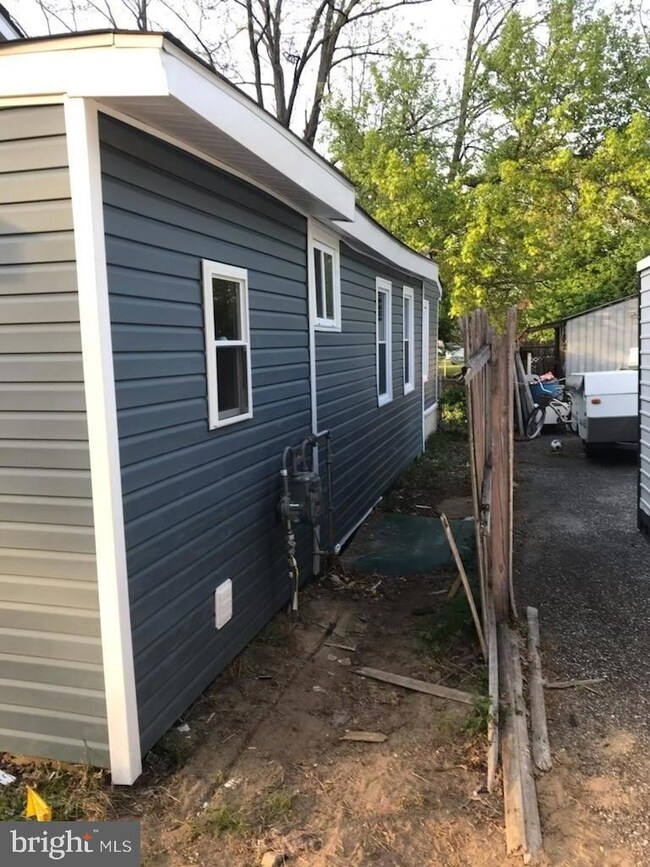 114 Oberlin Rd, Pennsville, NJ 08070 - photo 2