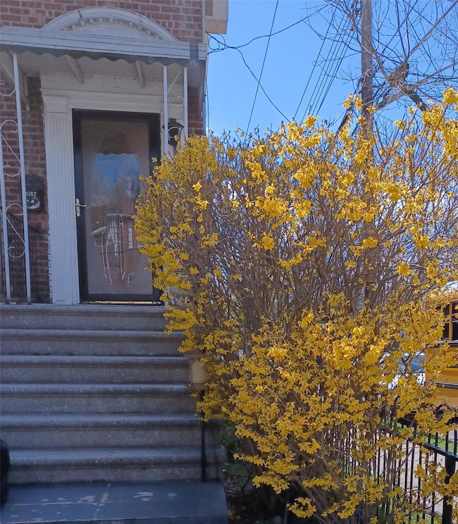 1774 Pitman Ave, Bronx, NY 10466 - photo 4