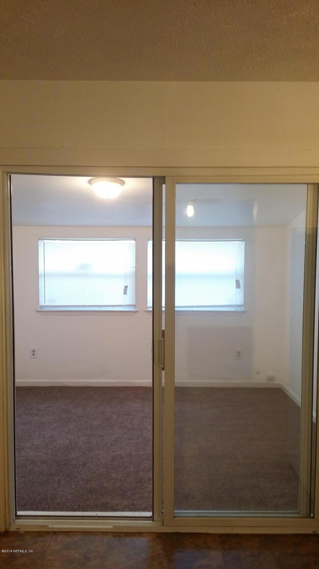 2138 Bills Dr, Jacksonville, FL 32210 - photo 7