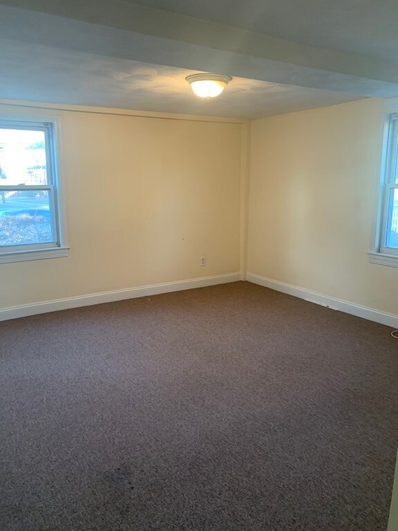 147 Washington Cir unit 1, Woburn, MA 01801 - photo 7