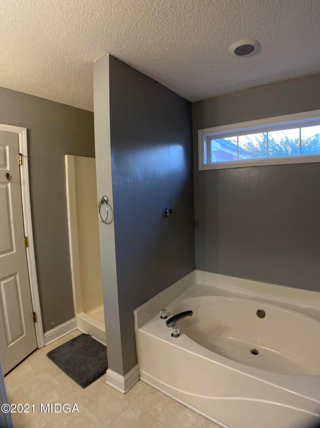 470 Simsbury Ridge, Macon, GA 31220 - photo 4