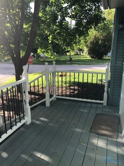 106 Elm St, West Unity, OH 43570 - photo 3