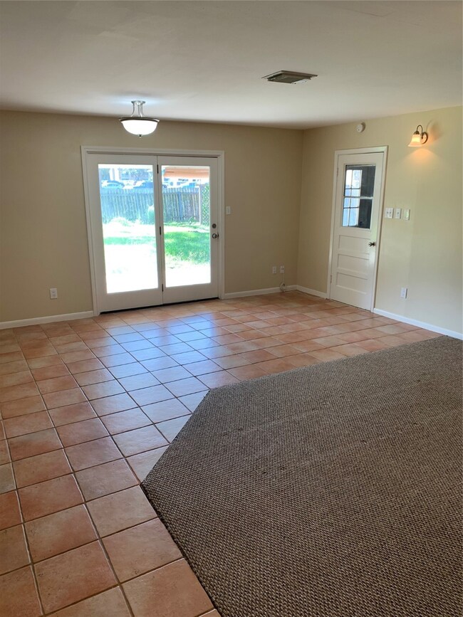 1801 Cypress Dr, Richmond, TX 77469 - photo 7